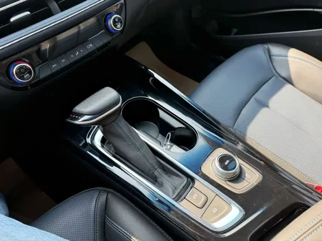 Buick Velite 6 — Фото автомобиля 11