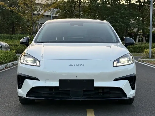 GAC Aion RT — Фото автомобиля 2