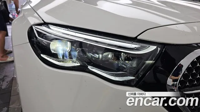 Mercedes-Benz E-Class E-класс W214 — Фото автомобиля 17