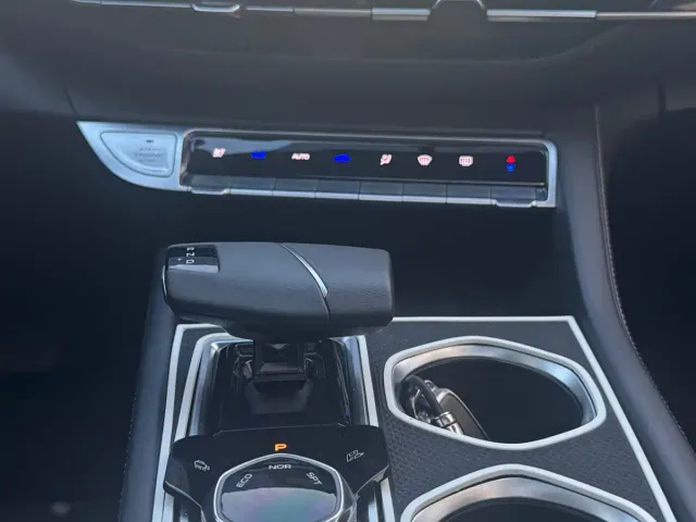 Changan Eado — Фото автомобиля 15