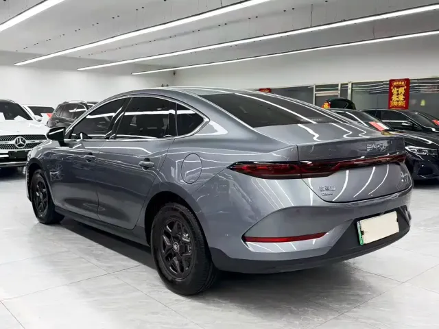BYD Qin PLUS — Фото автомобиля 4