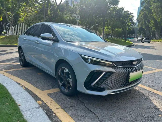 Geely Emgrand L — Фото автомобиля 3