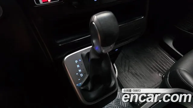 Hyundai Staria Staria Карго 5 мест — Фото автомобиля 5