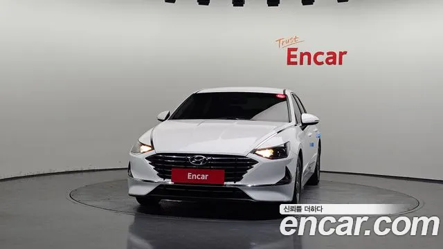 Hyundai Sonata Sonata (DN8) 2.0 LPG(Для проката) — Фото автомобиля 3