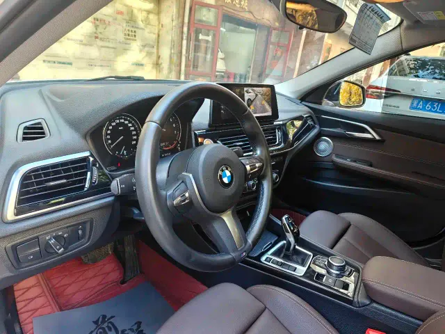 BMW 1 Series — Фото автомобиля 11