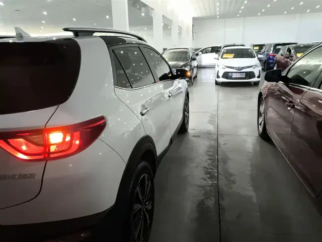 Kia KX1 — Фото автомобиля 23