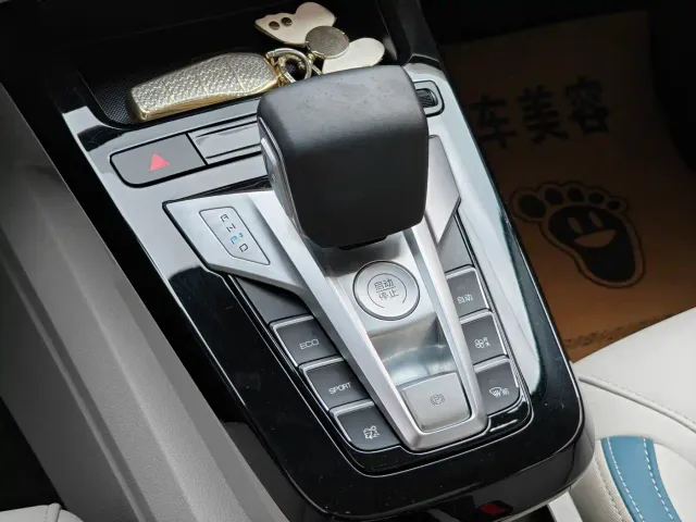 BYD Yuan Pro — Фото автомобиля 12