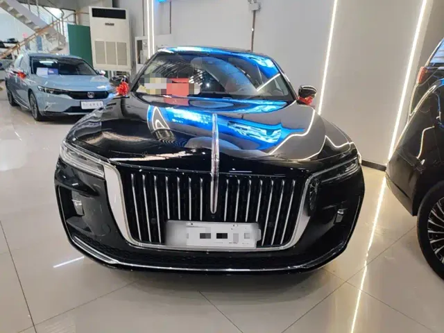 Hongqi H9 — Фото автомобиля 2