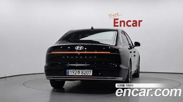 Hyundai Grandeur GN7 — Фото автомобиля 4