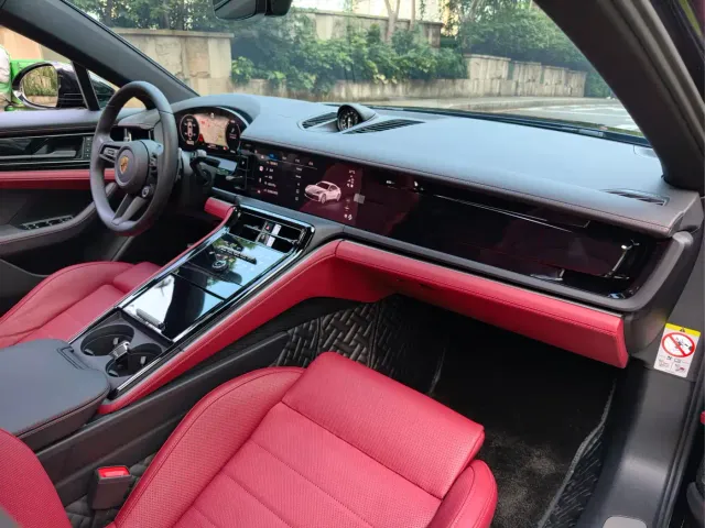 Porsche Panamera — Фото автомобиля 15