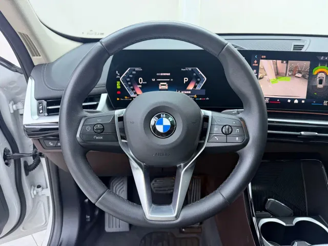 BMW X1 — Фото автомобиля 11