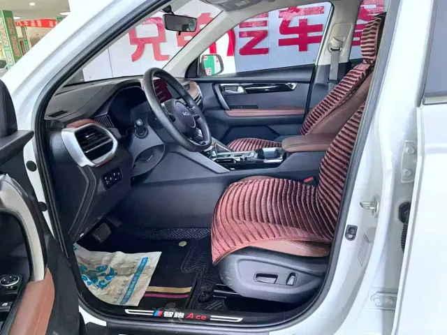 Kia Sportage — Фото автомобиля 5