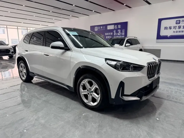 BMW X1 — Фото автомобиля 3