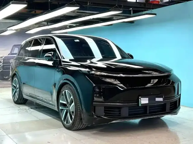 Li Auto L9 — Фото автомобиля 3