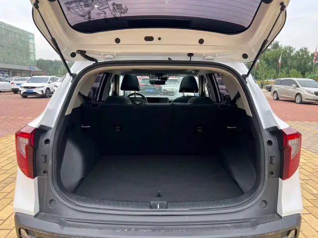Kia Seltos — Фото автомобиля 13
