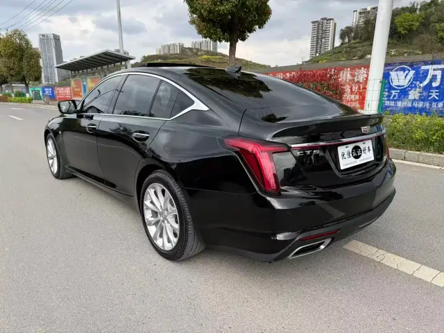 Cadillac CT5 — Фото автомобиля 10