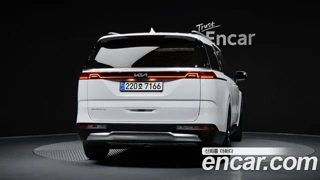 Kia Canival Carnival 4 поколение Бензин 9 мест Signature — Фото автомобиля 4