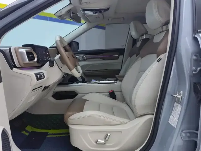 Geely ICON — Фото автомобиля 9
