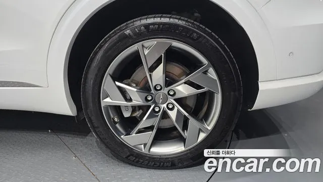 Genesis GV70 Electrified GV70 — Фото автомобиля 17