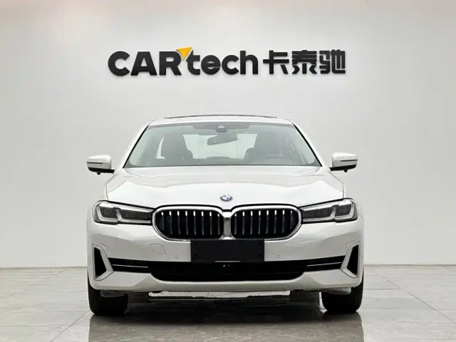 BMW 5 Series — Фото автомобиля 7
