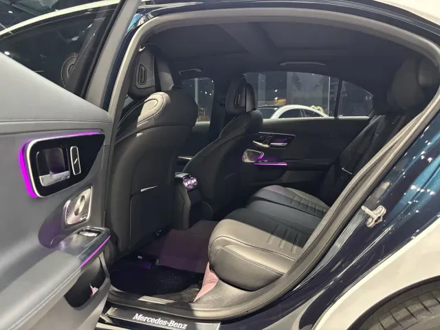 Mercedes-Benz C-Class — Фото автомобиля 3