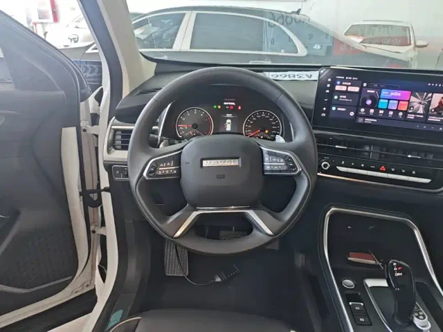 Haval H6 — Фото автомобиля 10
