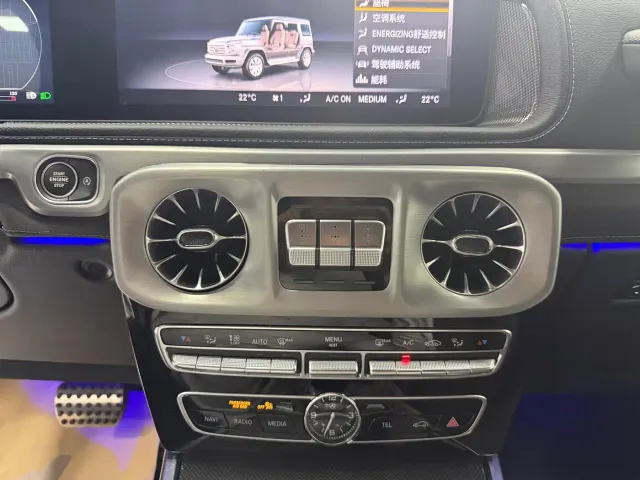 Mercedes-Benz G-Class — Фото автомобиля 10
