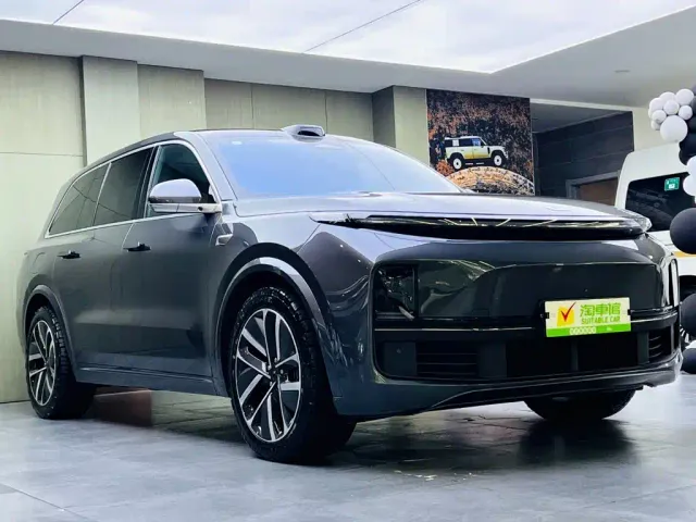 Li Auto L9 — Фото автомобиля 3