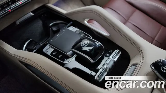 Mercedes-Benz GLS-Class — Фото автомобиля 18