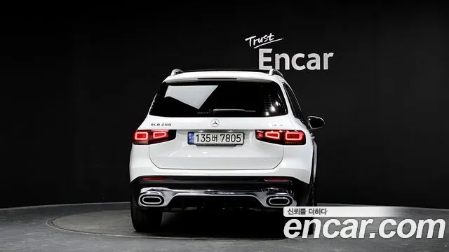 Mercedes-Benz GLB-Class — Фото автомобиля 4
