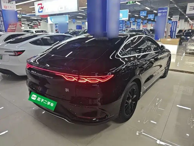 BYD Han — Фото автомобиля 6