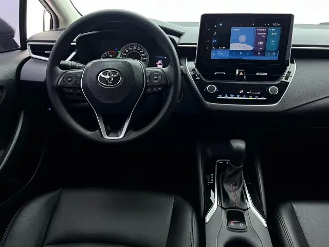 Toyota Corolla — Фото автомобиля 10