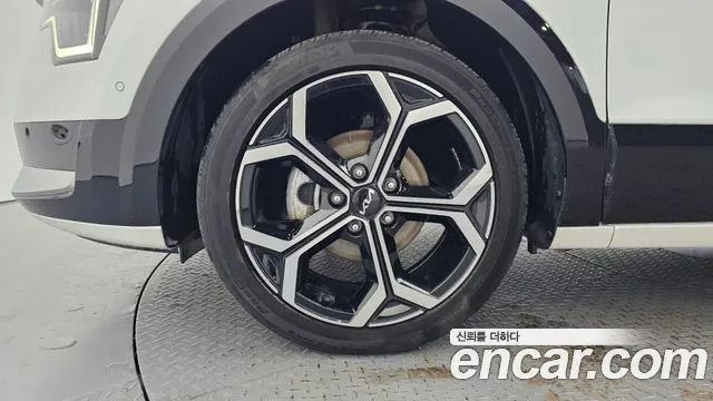 Kia Niro The All New — Фото автомобиля 5