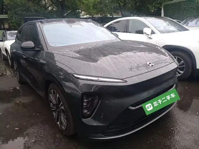Nio ES8 — Фото автомобиля 3