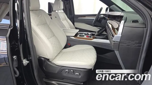 Cadillac Escalade Escalade 5 поколение — Фото автомобиля 11