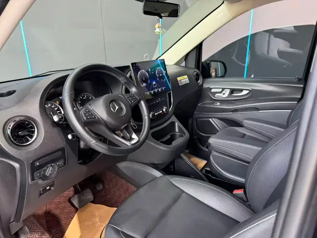 Mercedes-Benz Vito — Фото автомобиля 11