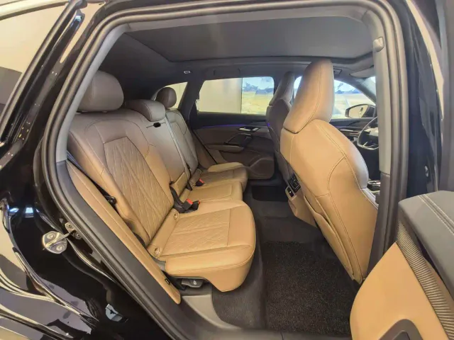 Audi Q5L — Фото автомобиля 10