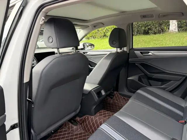 Volkswagen Sagitar — Фото автомобиля 11