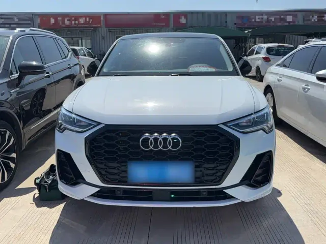 Audi Q3 Sportback — Фото автомобиля 2