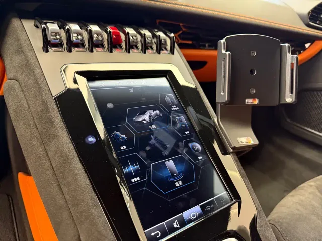 Lamborghini Huracan — Фото автомобиля 12