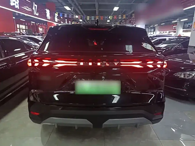 Geely Galaxy L7 — Фото автомобиля 5