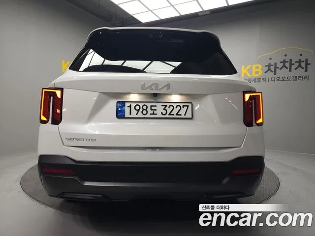 Kia Sorento Новый Sorento 4 поколение Бензин 2.5T 2WD — Фото автомобиля 7