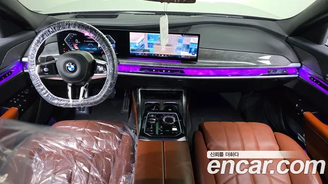 BMW 7 Series G70 — Фото автомобиля 7