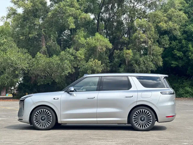 IM Motors LS8 — Фото автомобиля 23