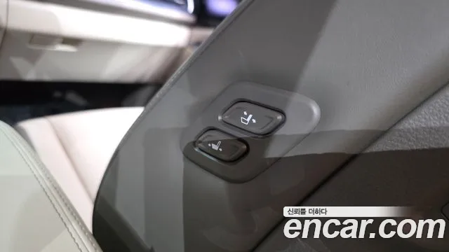 Kia Canival Carnival 4 поколение Бензин 9 мест Hi-Limousine — Фото автомобиля 26