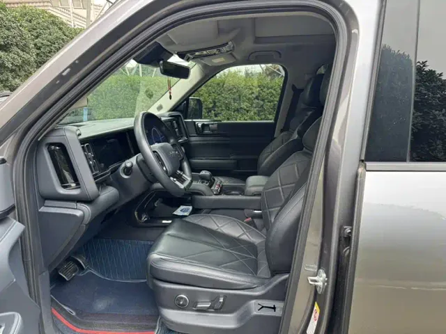 BYD FangChengBao Leopard 5 — Фото автомобиля 7