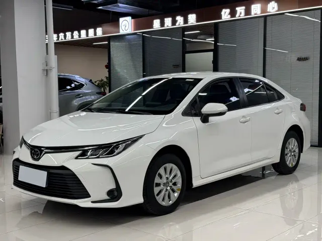 Фотография автомобиля — Toyota Corolla