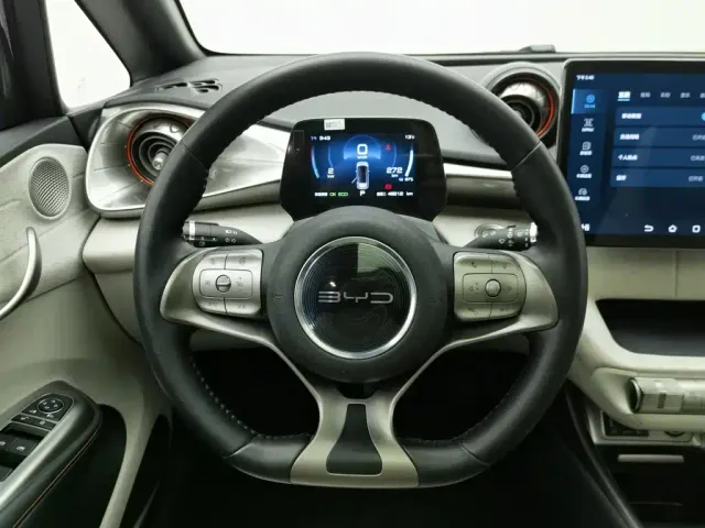 BYD Dolphin — Фото автомобиля 11