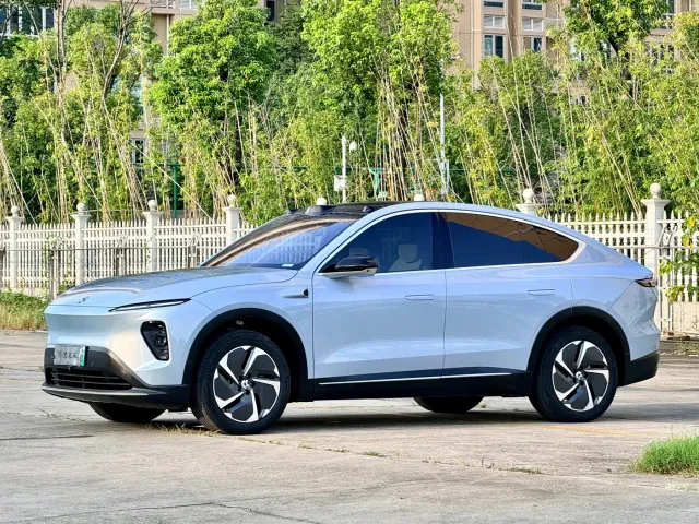 Nio EC7 — Фото автомобиля 3