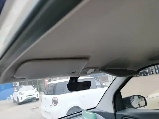 Wuling Hongguang Mini EV — Фото автомобиля 17